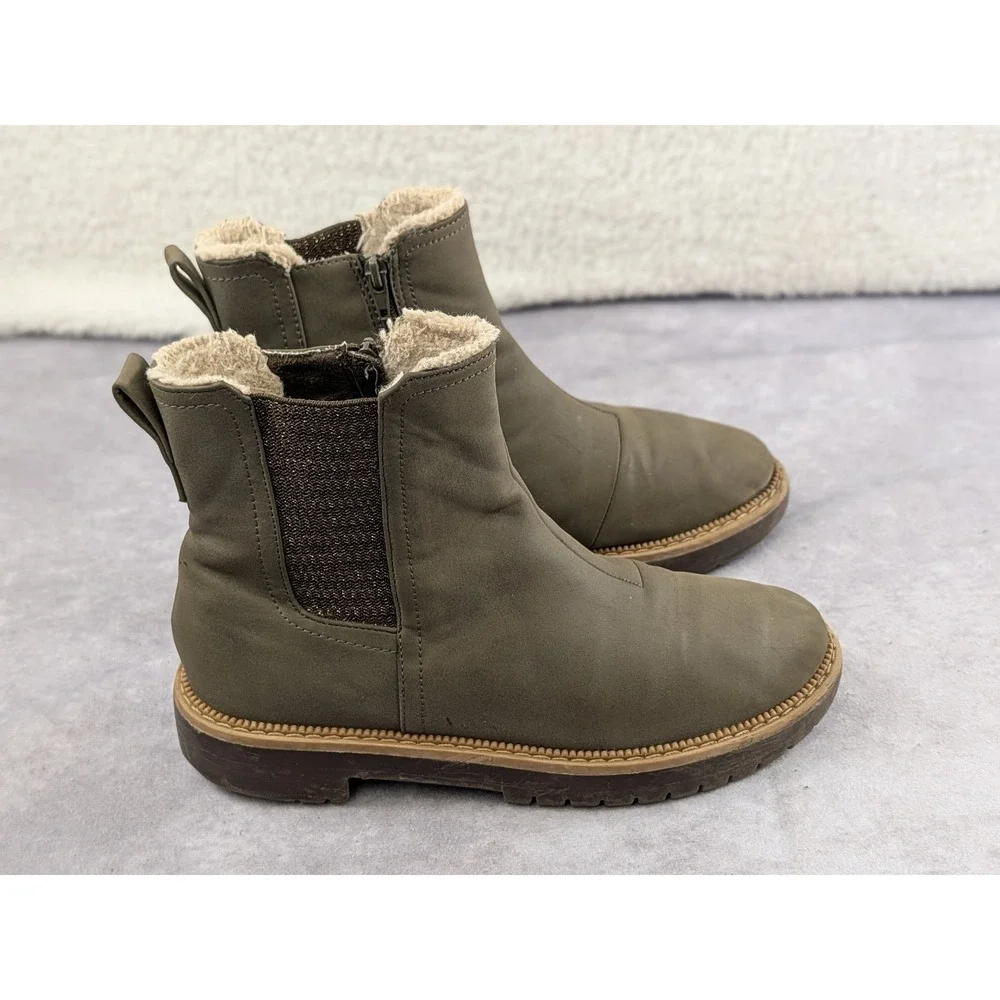 TOMS Kids Olive Green Faux Fur Lined Chelsea Boots Side Zip Size 3 EU 35
